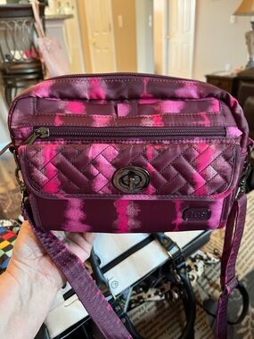 Lug Crossbody